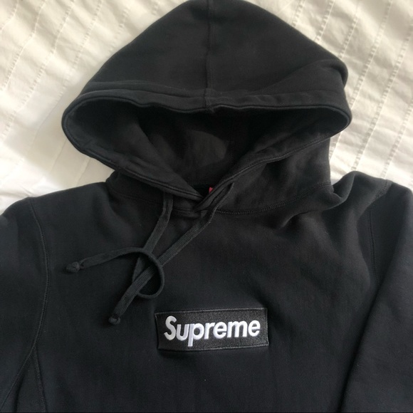 Supreme | Sweaters | Authentic Supreme 